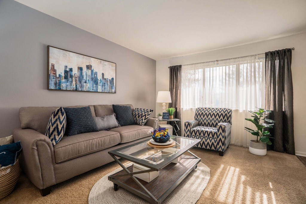 Drawbridge Apartments East, 36420 Union Lake Road, Harrison Township